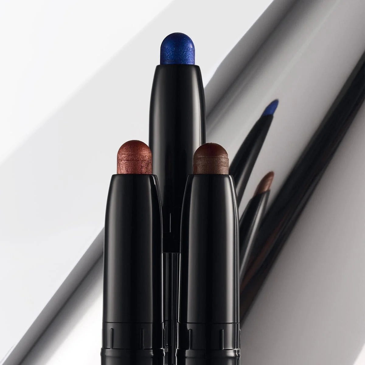 Kit de sombras en crayón True Treasure Luis Torres x Beauty Creations